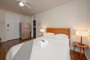 Historic HP Studio with Fast Transit to UChicago & DT by Zen Rentals